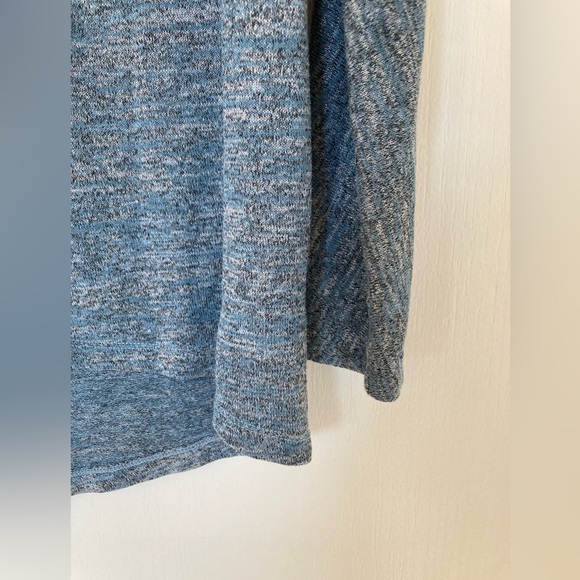 Gap “softspun” shirt, size XS - Picture 5 of 12